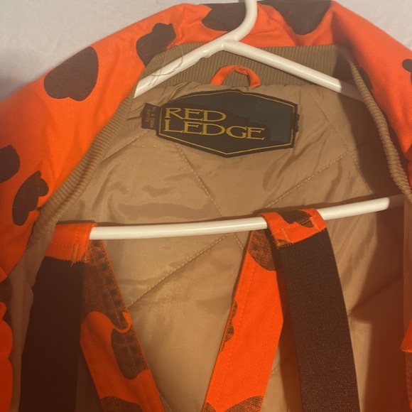 Large orange hunting suit - Picture 2 of 3